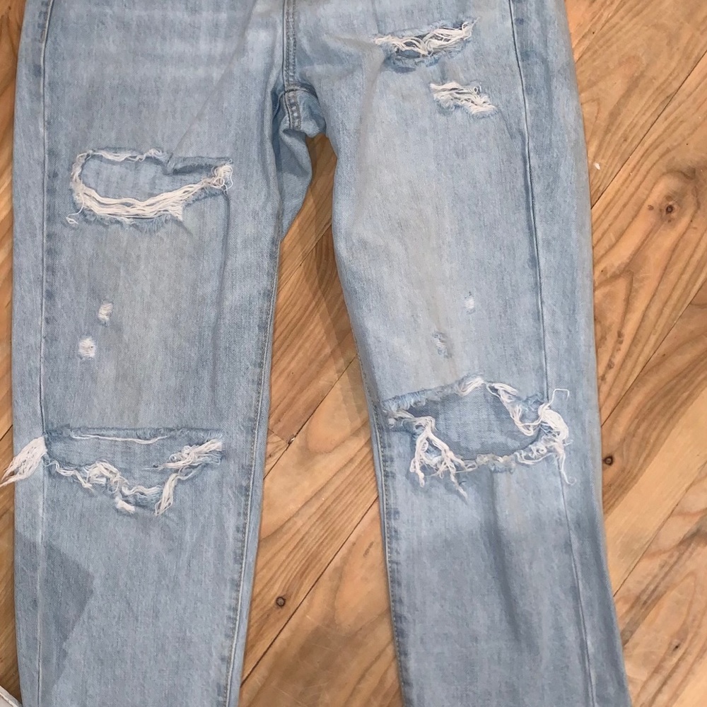 Clothes - Picture 13 of 16